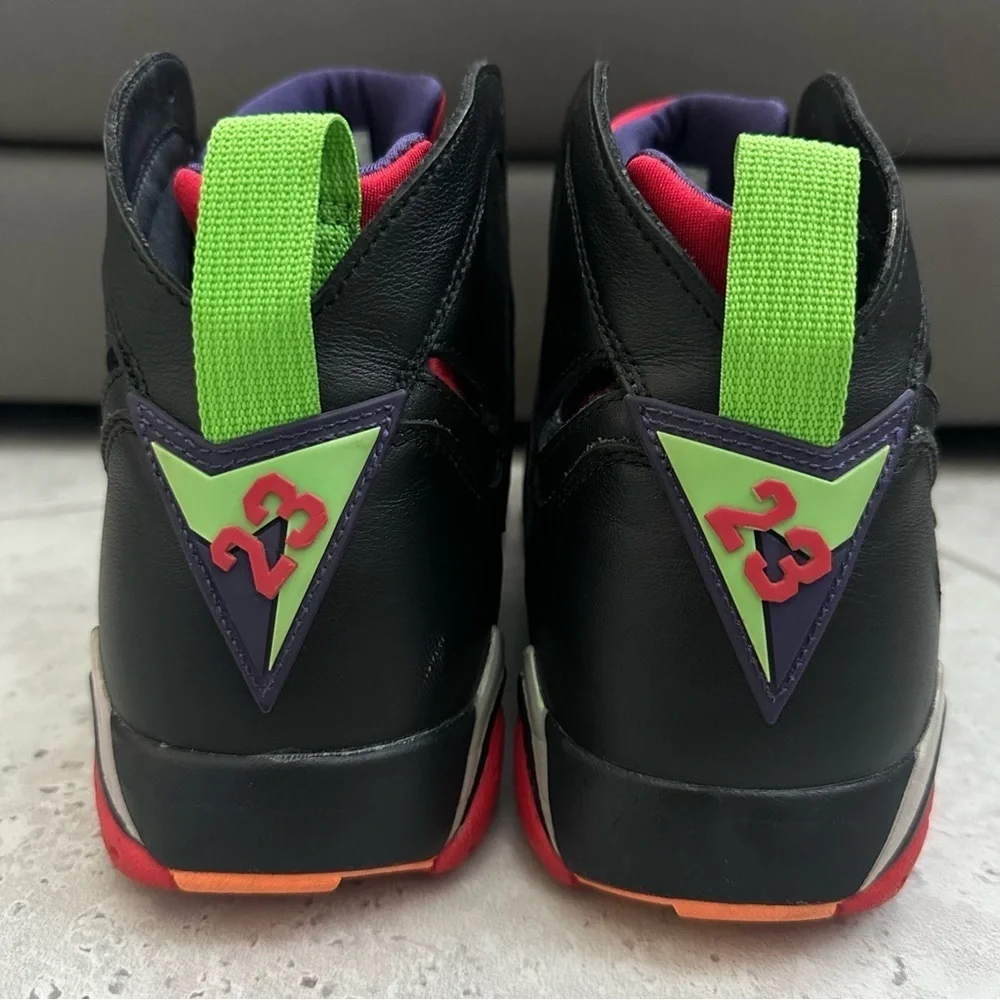 Jordan 7 Retro Marvin the Martian Sneaker Size 11 Men